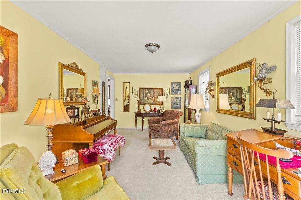 Photo #32: 219 Gilmer Park