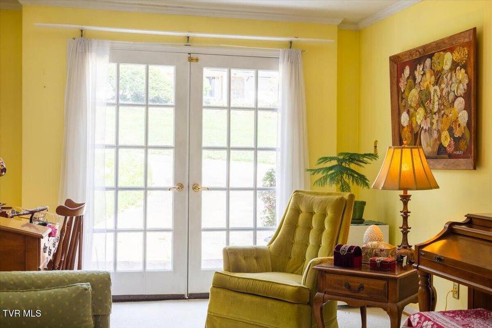 Photo #33: 219 Gilmer Park