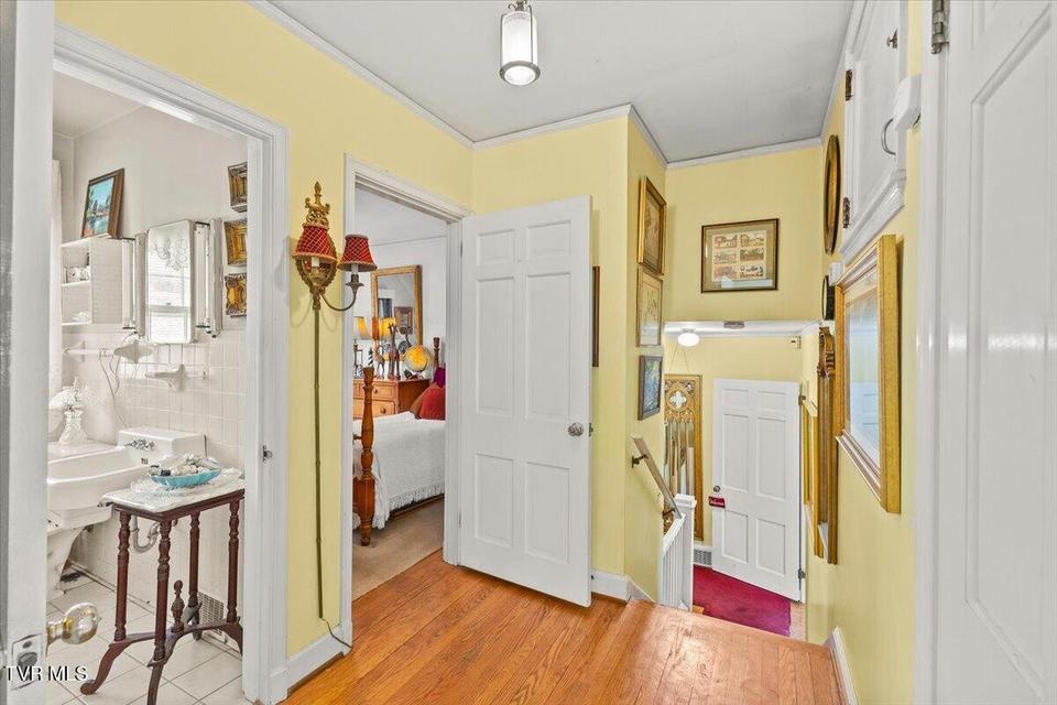 Photo #36: 219 Gilmer Park