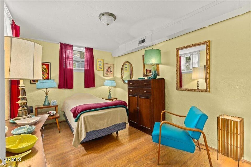 Photo #39: 219 Gilmer Park