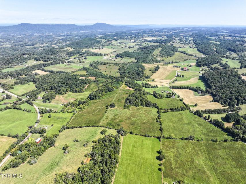 Photo #2: 32ac Blake Lane