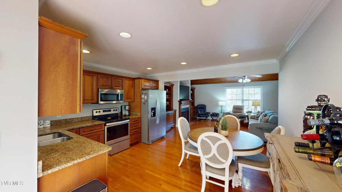 Photo #18: 93 Bridgewater Court