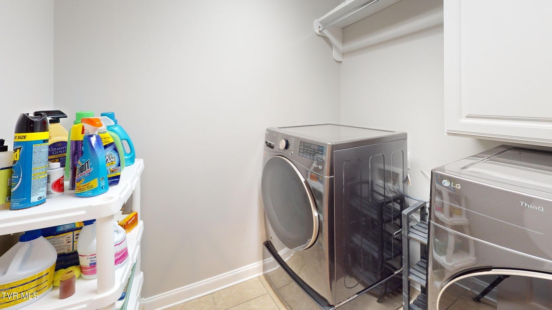 Photo #32: 93 Bridgewater Court