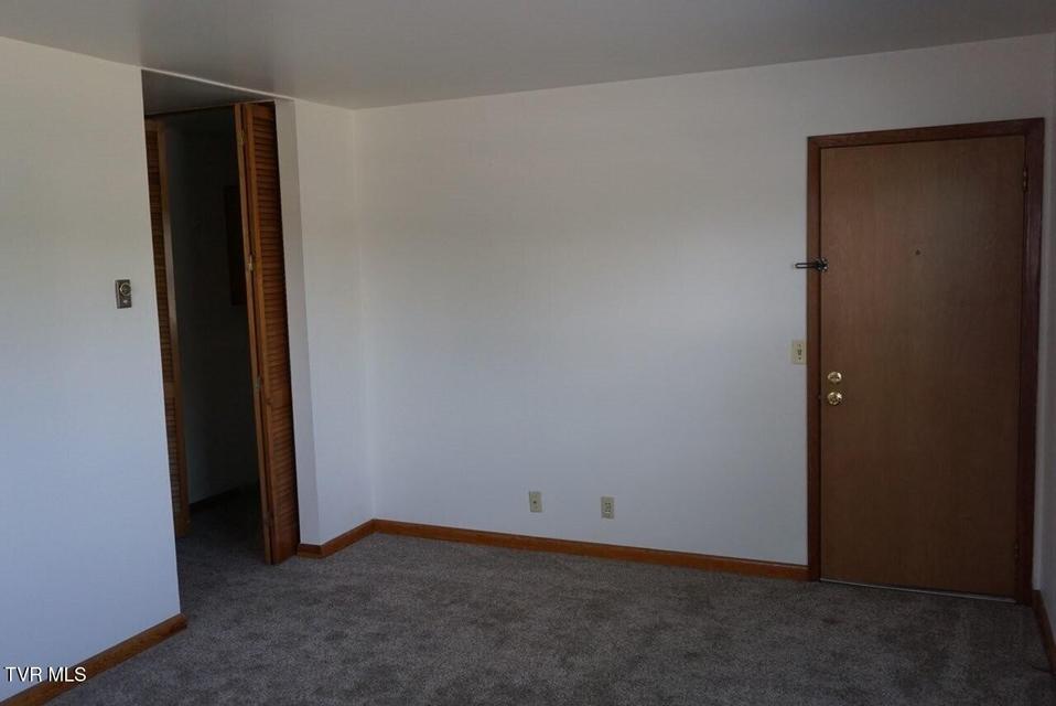 Photo #4: 133 Ravine Road