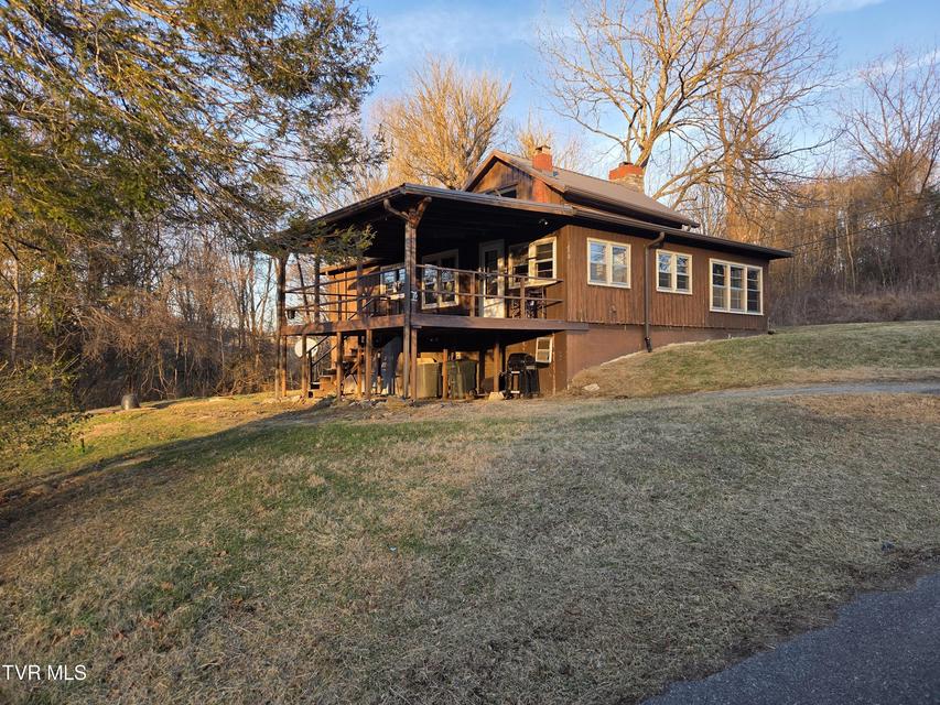 Photo #4: 100 Eisenhower Road