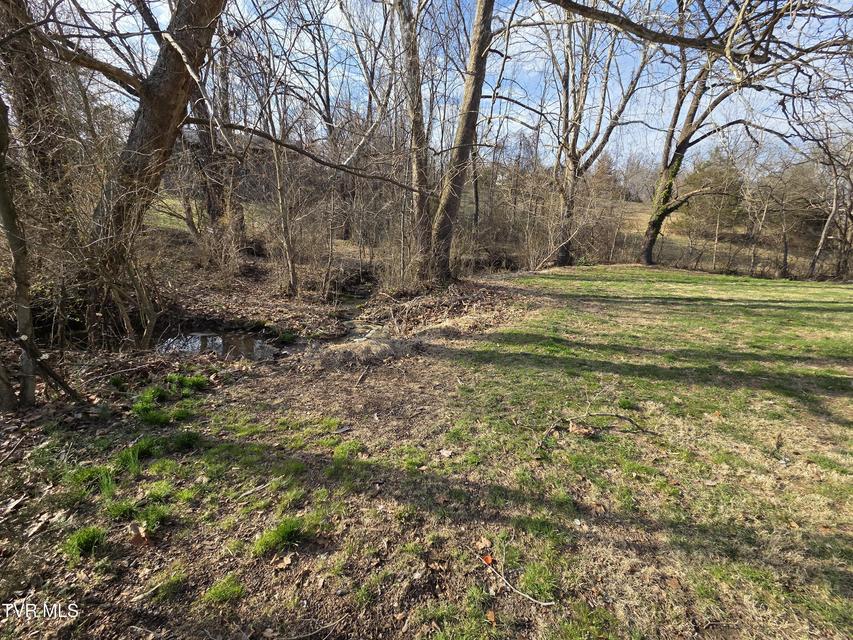 Photo #6: 100 Eisenhower Road