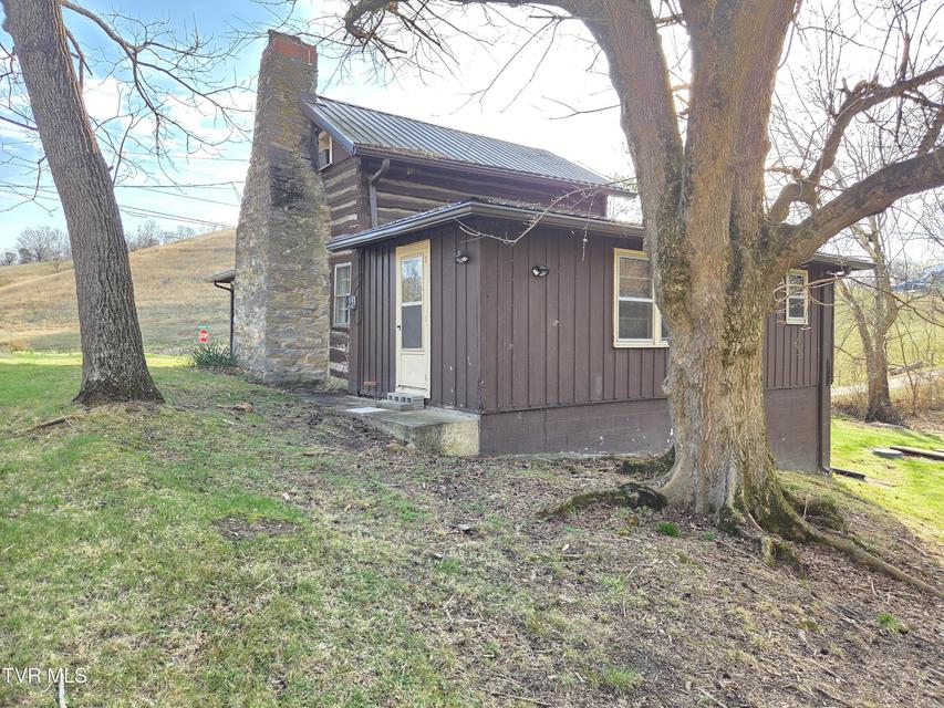 Photo #9: 100 Eisenhower Road