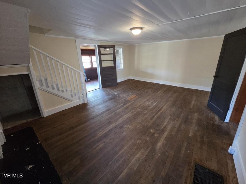 Photo #11: 100 Eisenhower Road