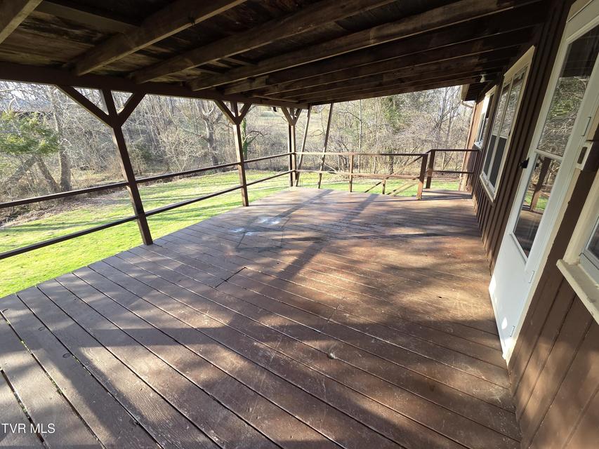 Photo #24: 100 Eisenhower Road