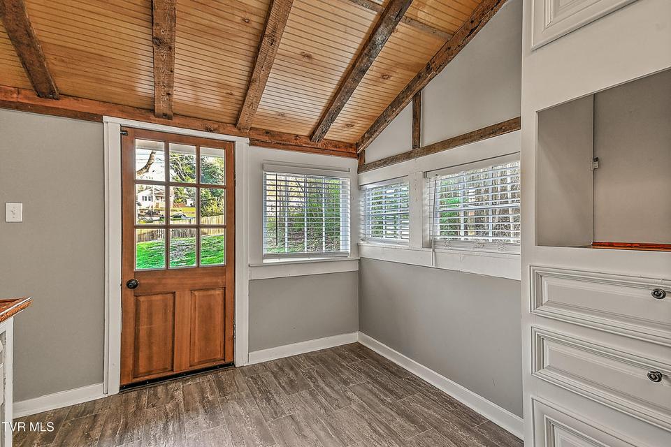 Photo #19: 1021 Lawrence Avenue