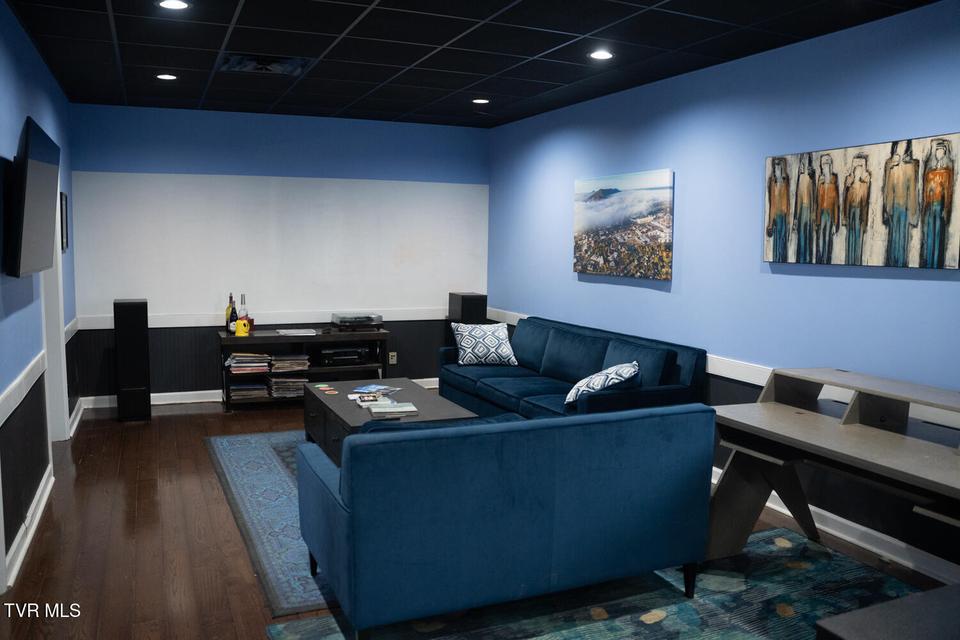 Photo #7: 216 Ravine Road