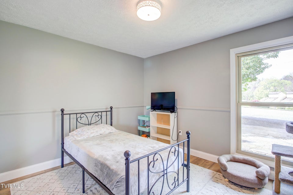 Photo #18: 780 Hamilton Road