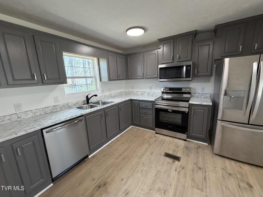 Photo #9: 12030 Driffield Drive