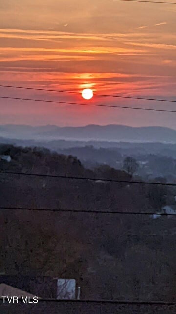 Photo #5: 1023 Starling Drive