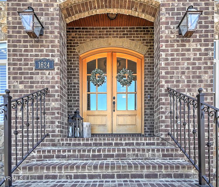 Photo #3: 1624 Conestoga Pass 