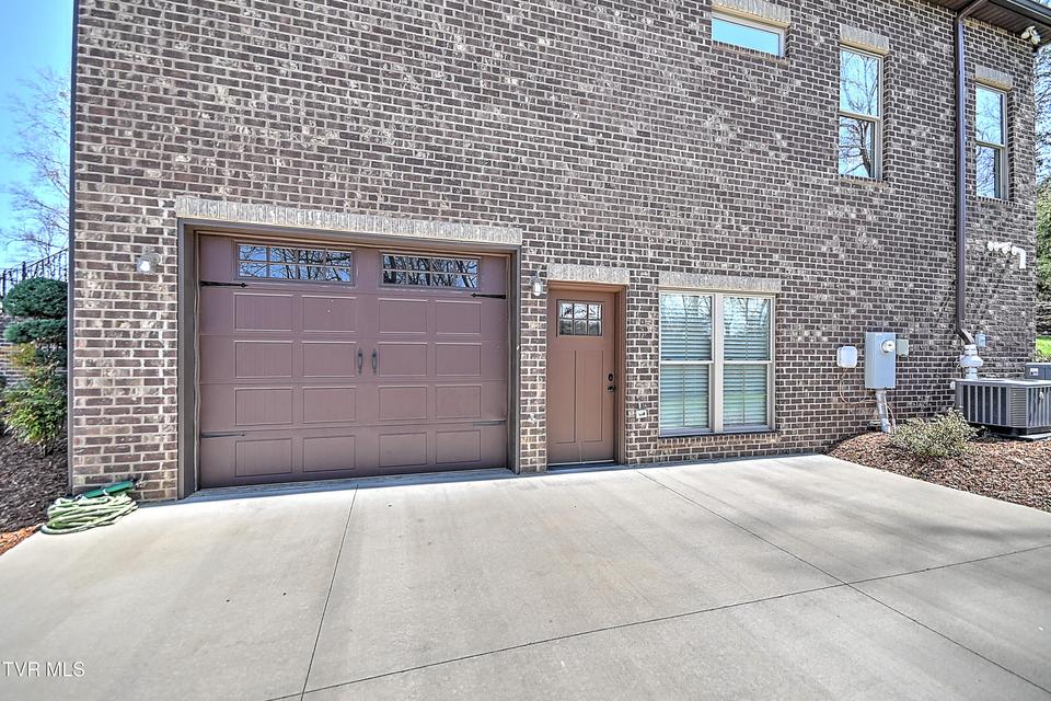 Photo #81: 1624 Conestoga Pass 