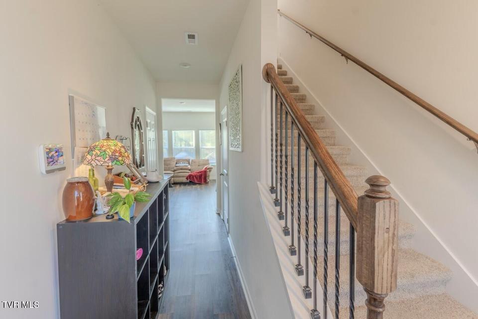 Photo #4: 578 Sedgewick Way