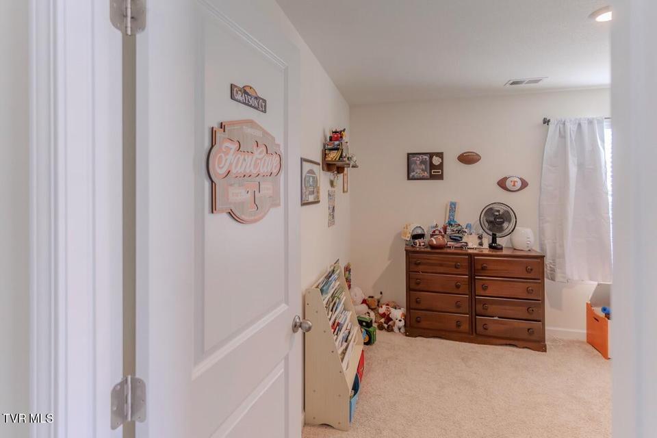 Photo #15: 578 Sedgewick Way