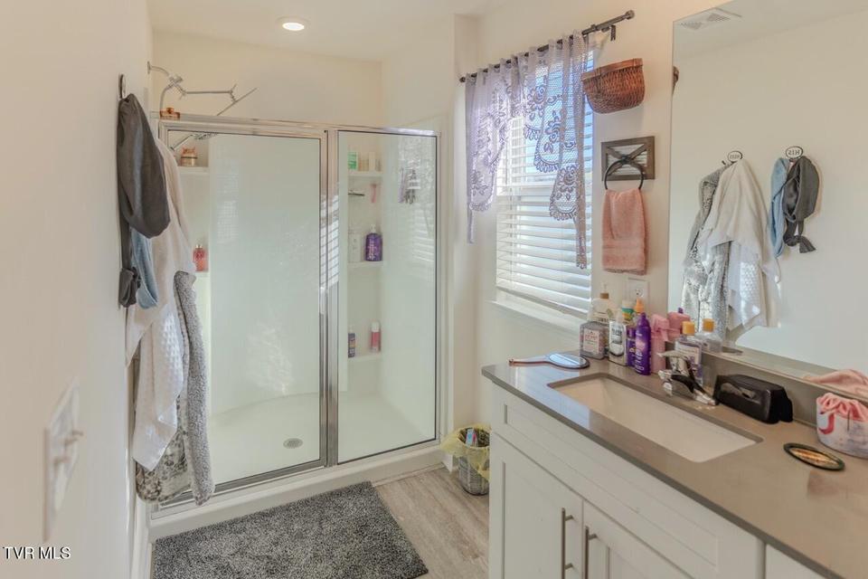 Photo #26: 578 Sedgewick Way