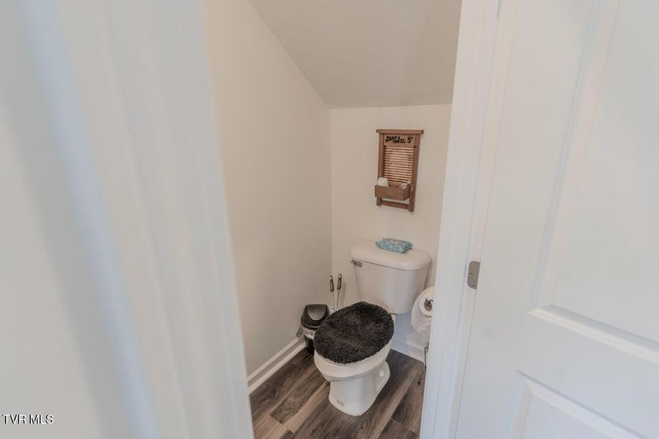 Photo #10: 578 Sedgewick Way