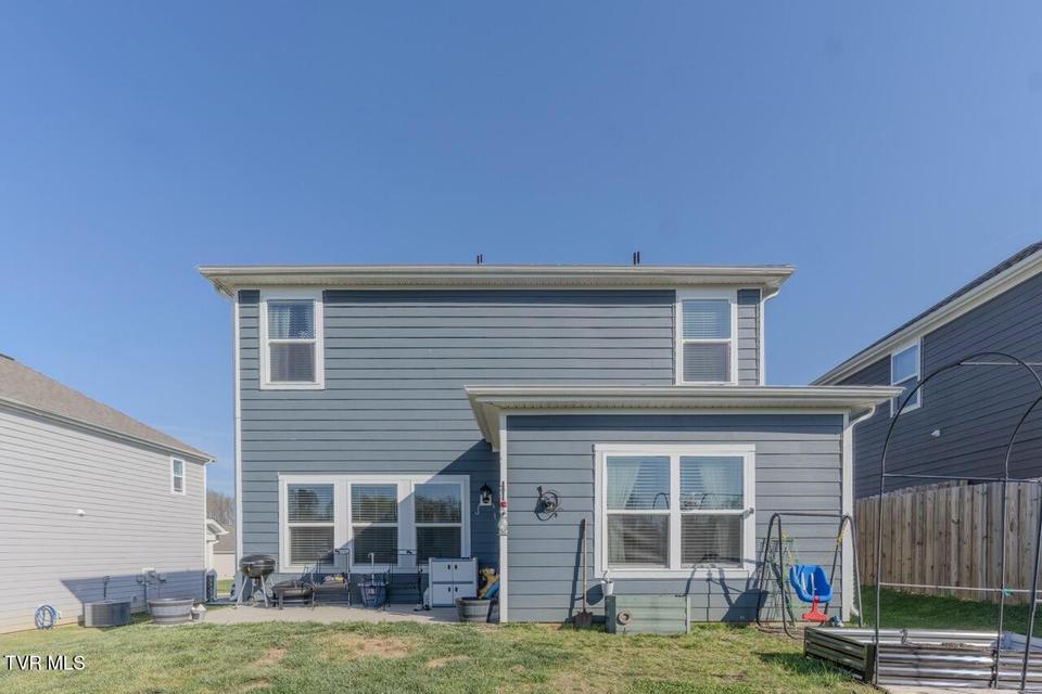 Photo #32: 578 Sedgewick Way