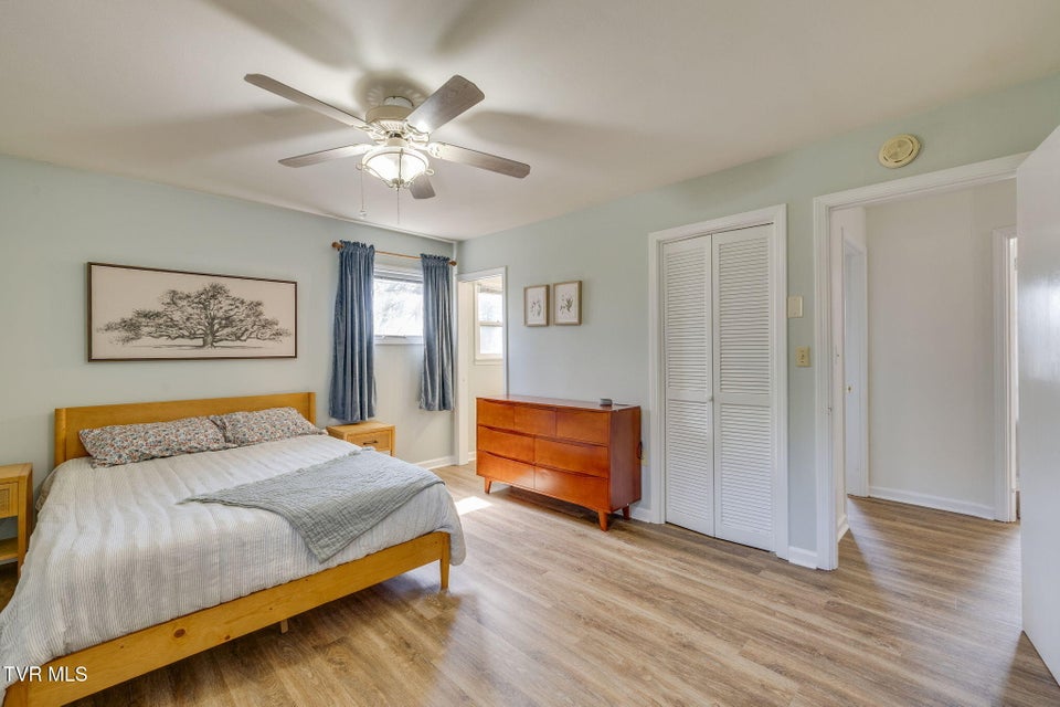 Photo #18: 3937 Ridgeline Drive