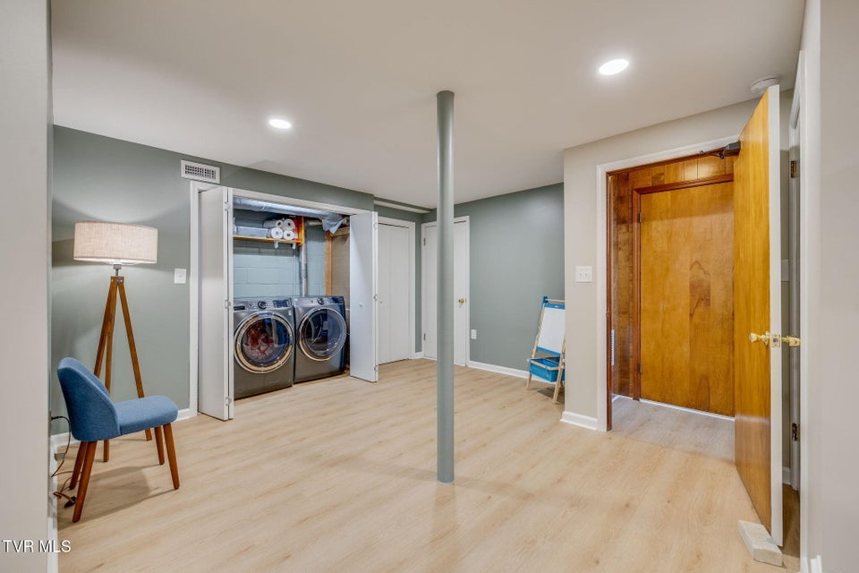 Photo #35: 3937 Ridgeline Drive