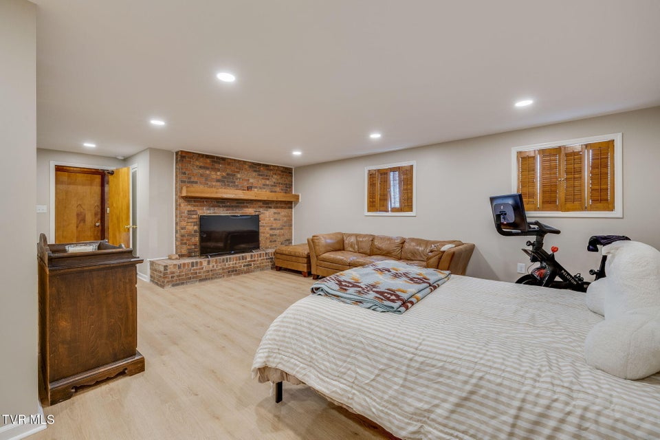 Photo #31: 3937 Ridgeline Drive