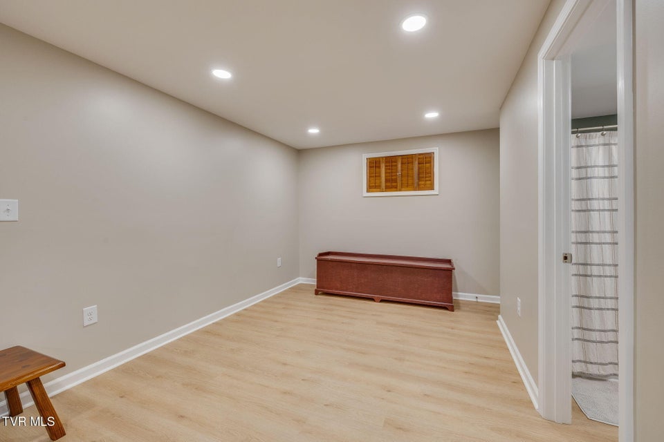 Photo #32: 3937 Ridgeline Drive