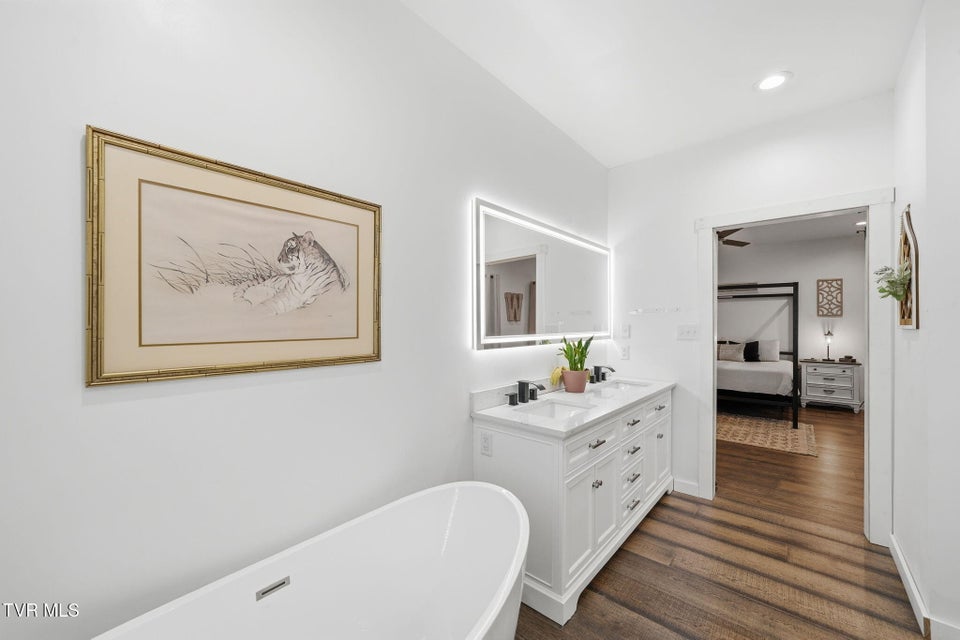 Photo #19: 110 Sells Road