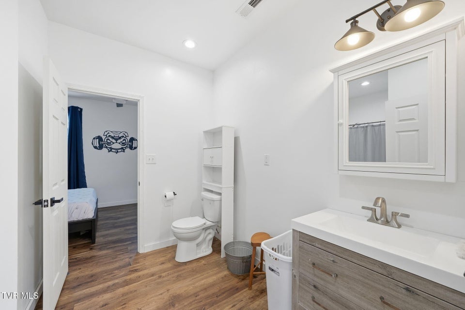 Photo #32: 110 Sells Road