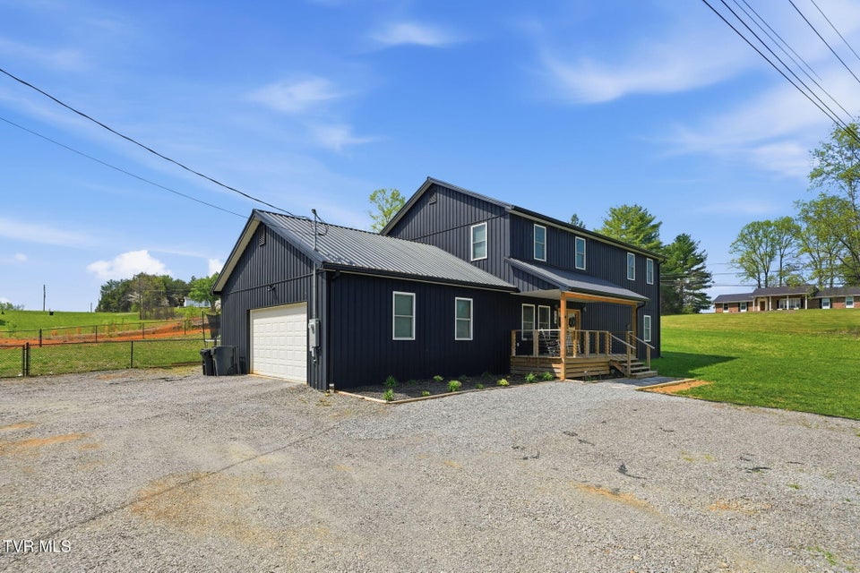 Photo #11: 110 Sells Road