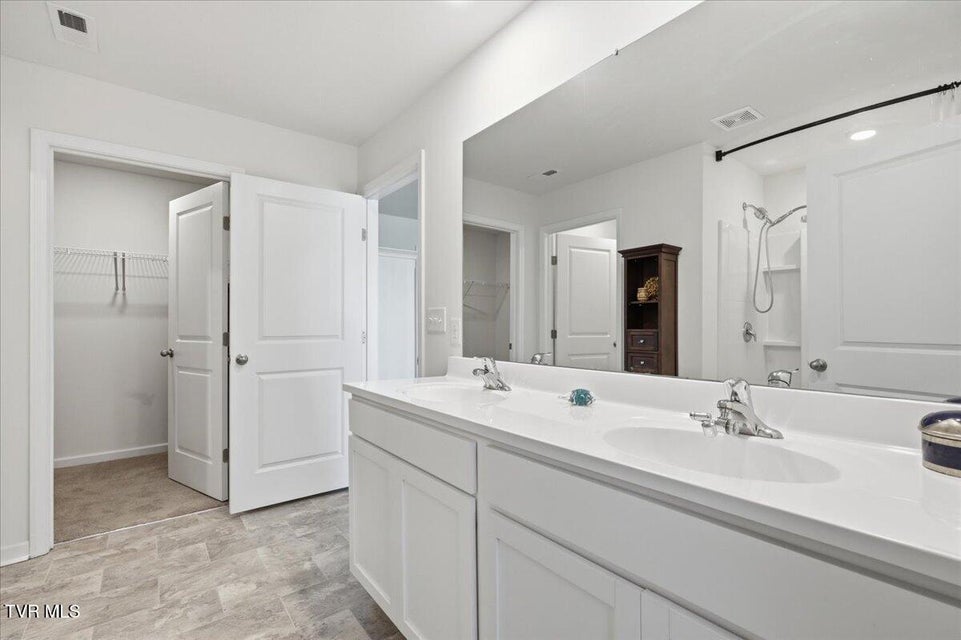 Photo #26: 4019 Wesoga Drive