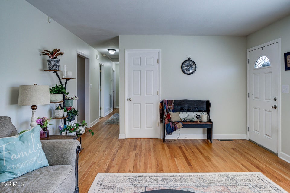 Photo #6: 610 Ridgeview Drive