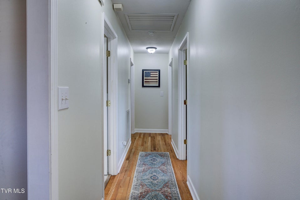 Photo #16: 610 Ridgeview Drive