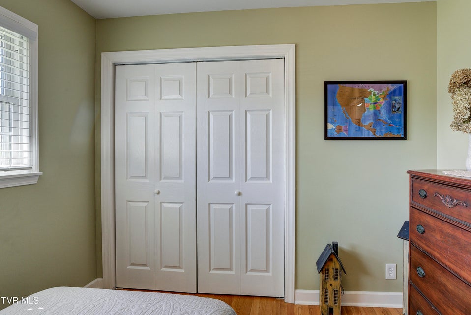 Photo #18: 610 Ridgeview Drive