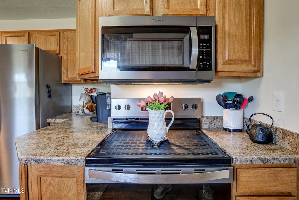 Photo #13: 610 Ridgeview Drive