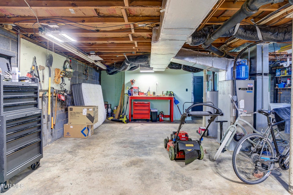 Photo #38: 610 Ridgeview Drive