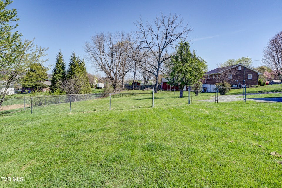 Photo #49: 610 Ridgeview Drive