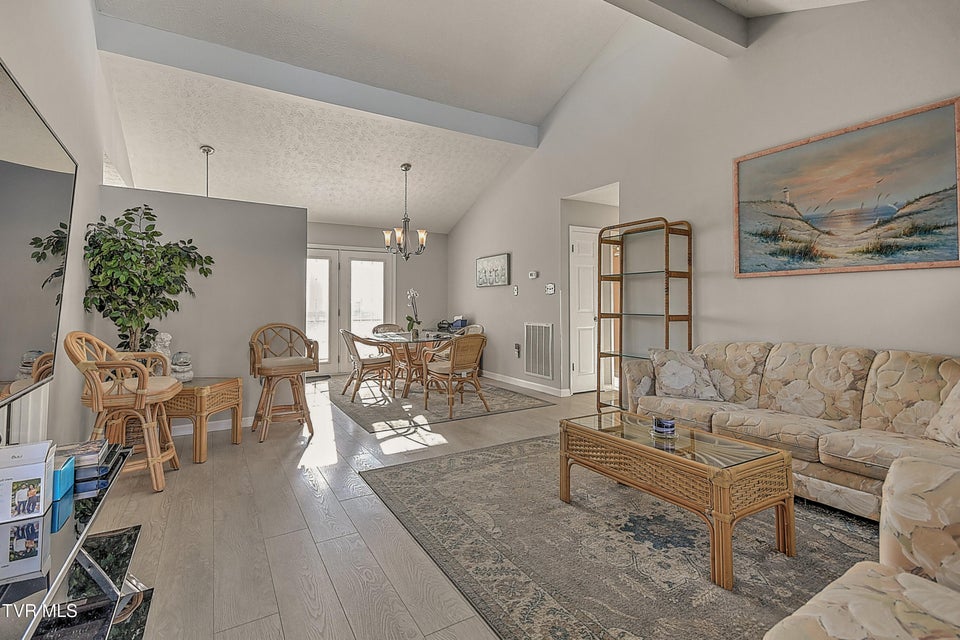 Photo #2: 1023 Starling Drive