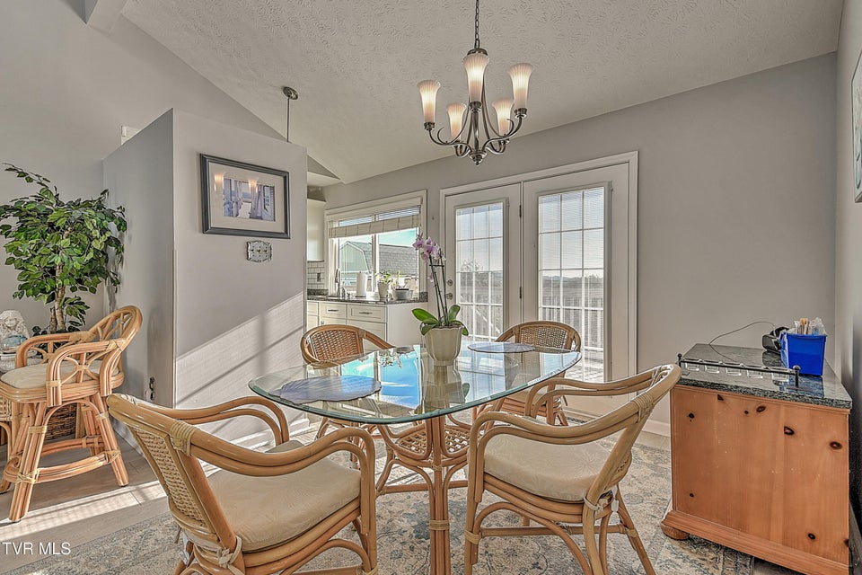 Photo #10: 1023 Starling Drive