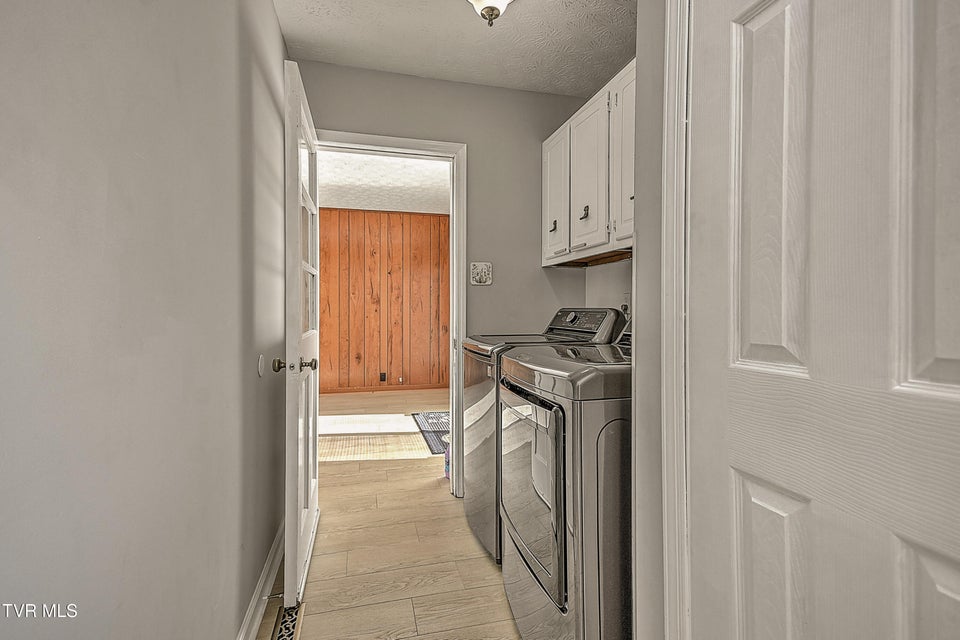 Photo #14: 1023 Starling Drive