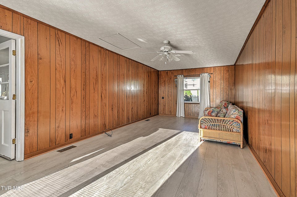 Photo #17: 1023 Starling Drive