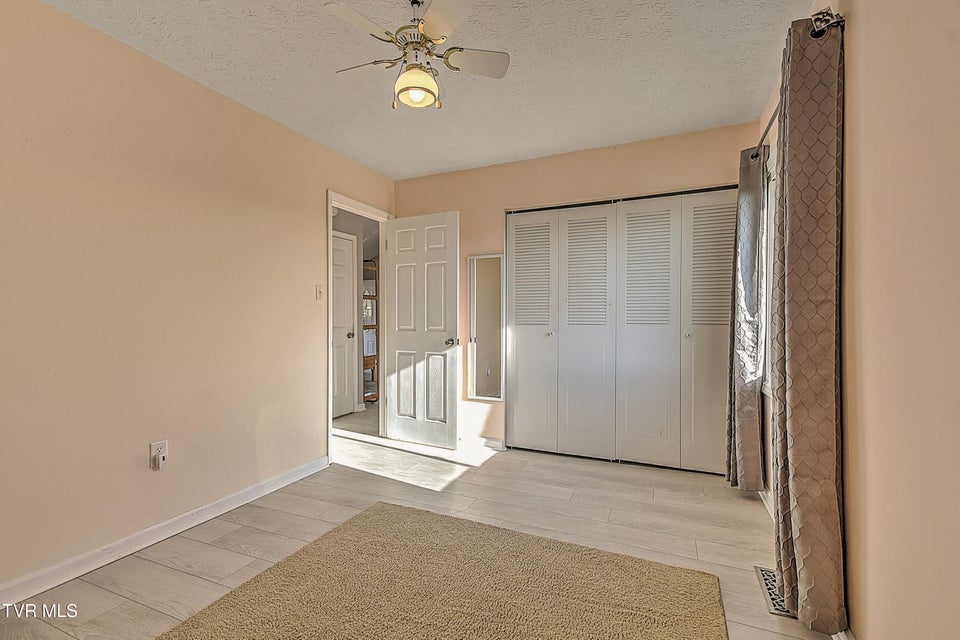 Photo #25: 1023 Starling Drive