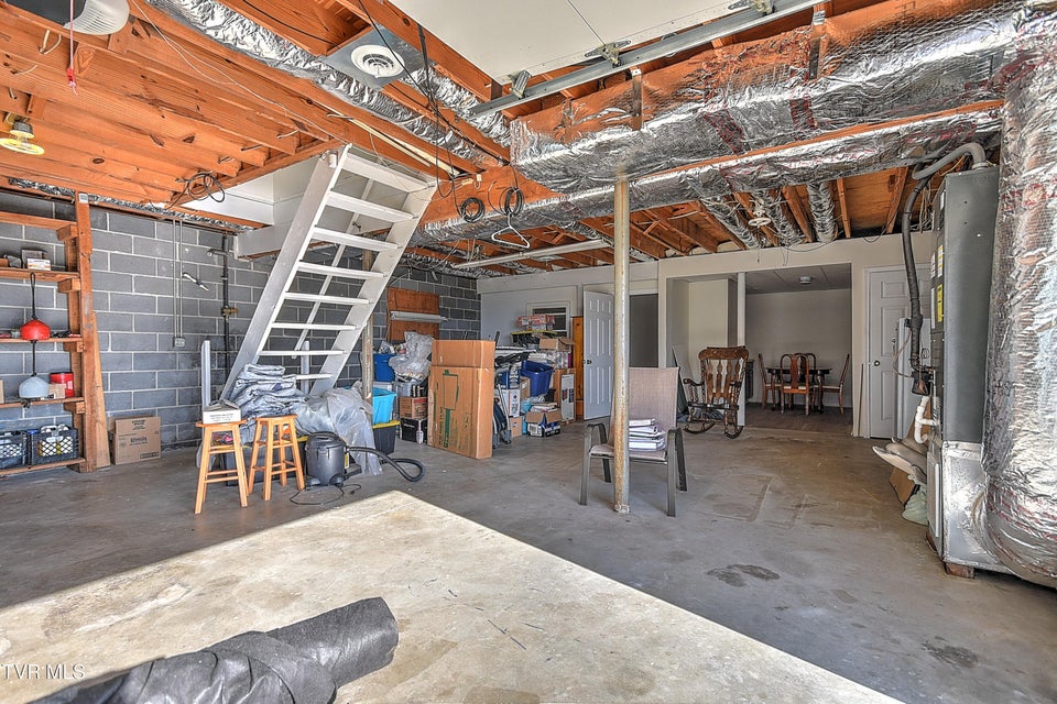 Photo #35: 1023 Starling Drive