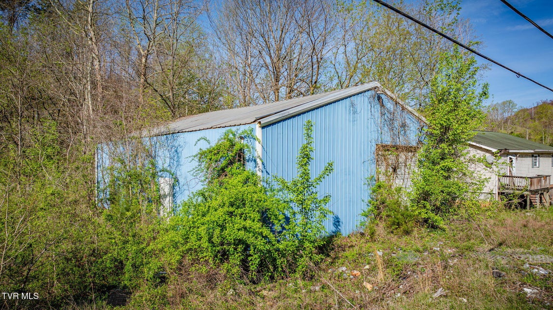 Photo #4: 571 Walnut Hill Road