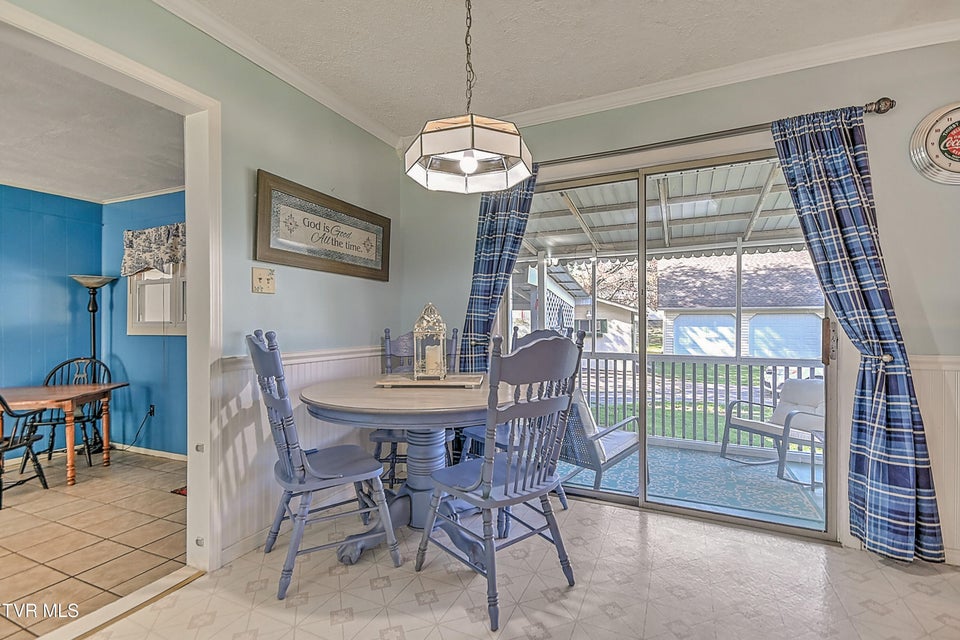 Photo #6: 4091 Highway 126 