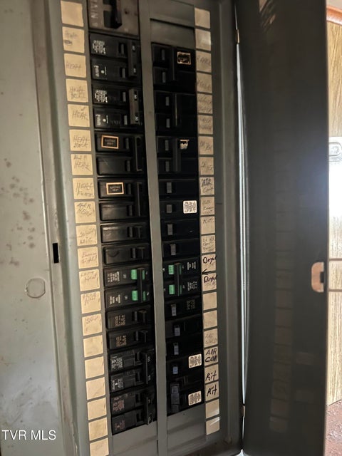 Photo #30: 907 Riverside Avenue