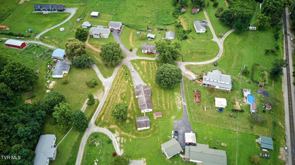 Photo #4: 220 Gillispie Road