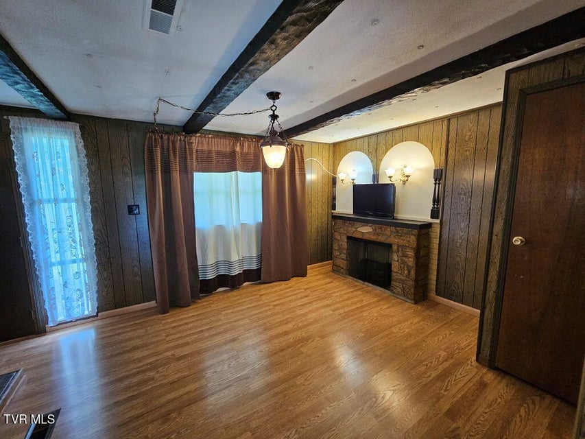 Photo #12: 220 Gillispie Road